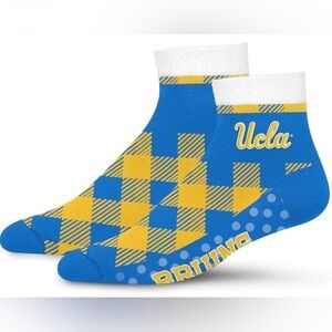 For Bare Feet Cozy Buff Cabin Sock UCLA BRUINS SLIPPER SOCKS. OSFM